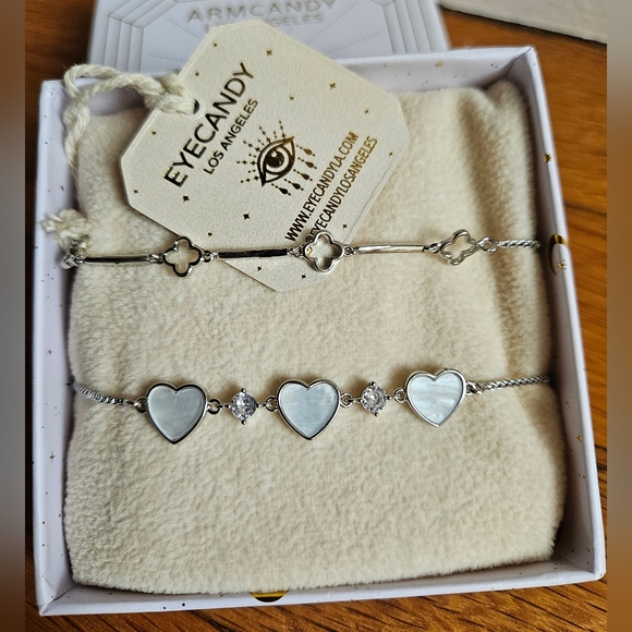 Arm Candy Heart & Clover adjustable Bracelet - Picture 1 of 12